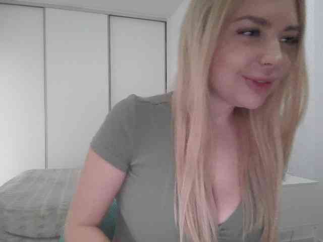 pinkpanther8899 webcam