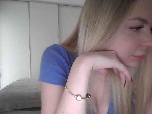 pinkpanther8899 webcam