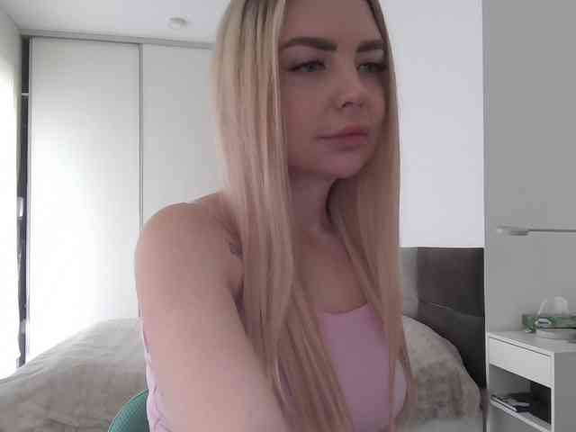 pinkpanther8899 webcam