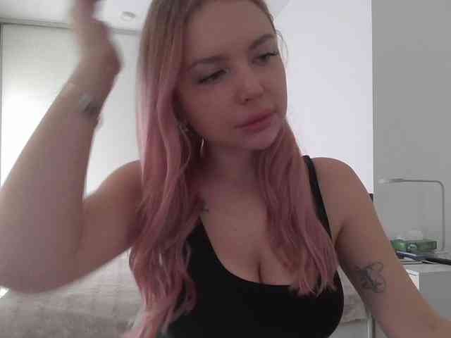 pinkpanther8899 webcam