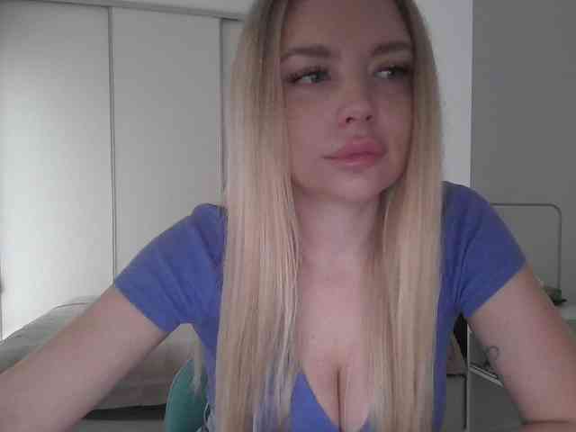 pinkpanther8899 webcam