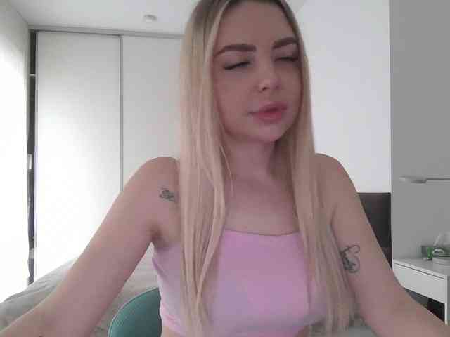 pinkpanther8899 webcam