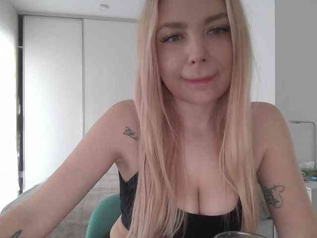 pinkpanther8899 webcam