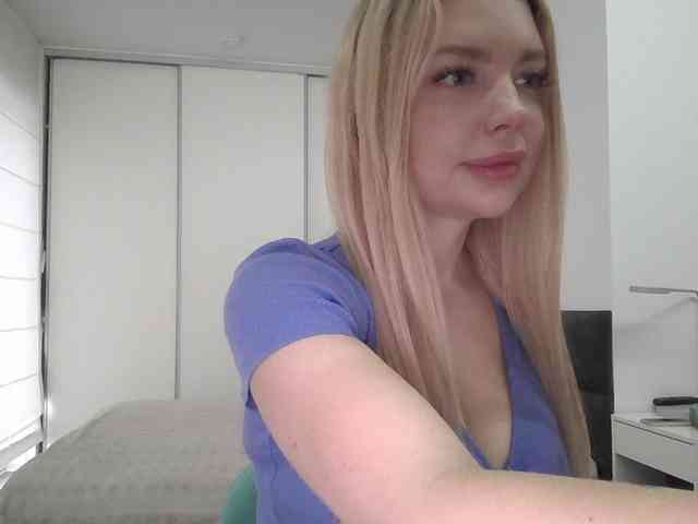 pinkpanther8899 webcam