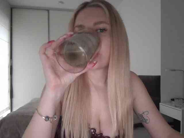 pinkpanther8899 webcam