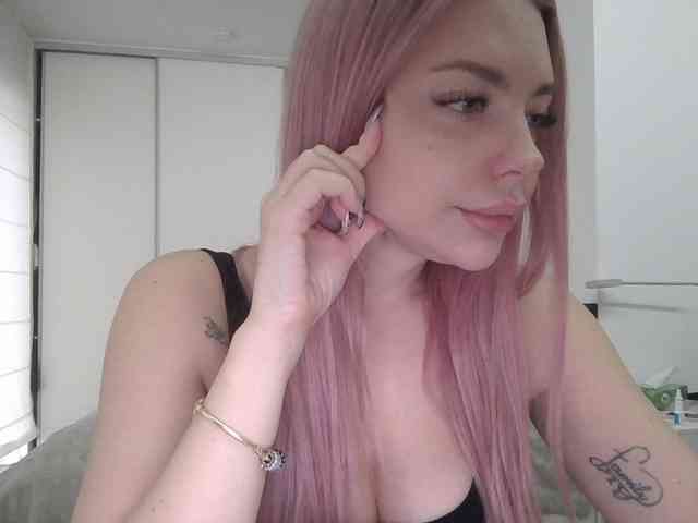 pinkpanther8899 webcam