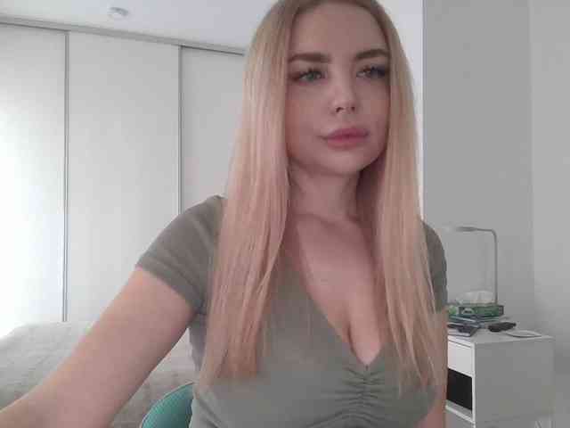 pinkpanther8899 webcam