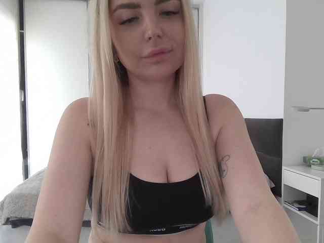 pinkpanther8899 webcam