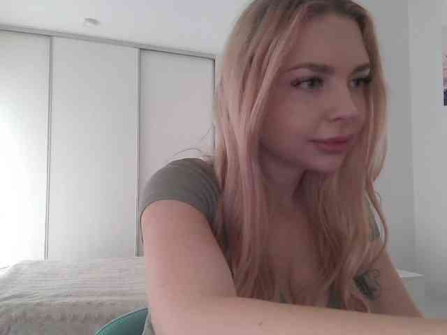 pinkpanther8899 webcam