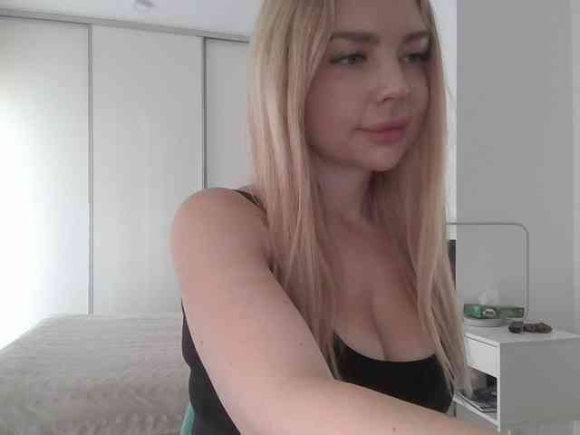 pinkpanther8899 webcam