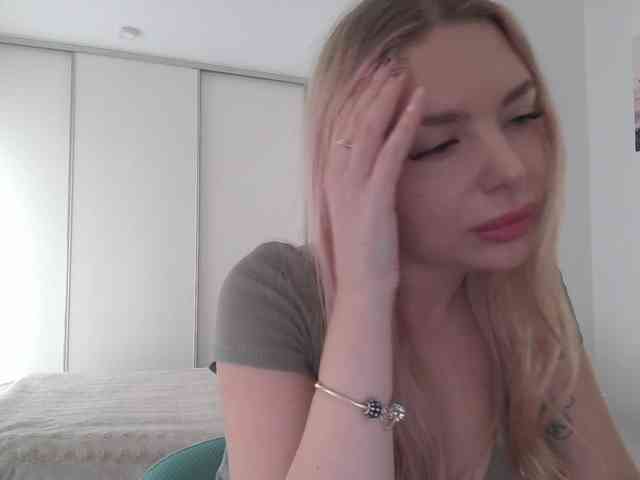 pinkpanther8899 webcam