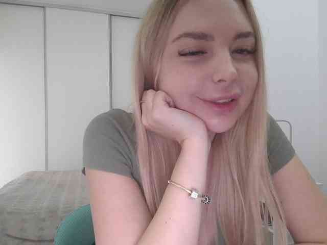 pinkpanther8899 webcam