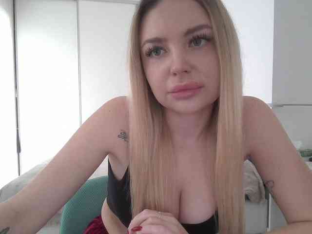 pinkpanther8899 webcam