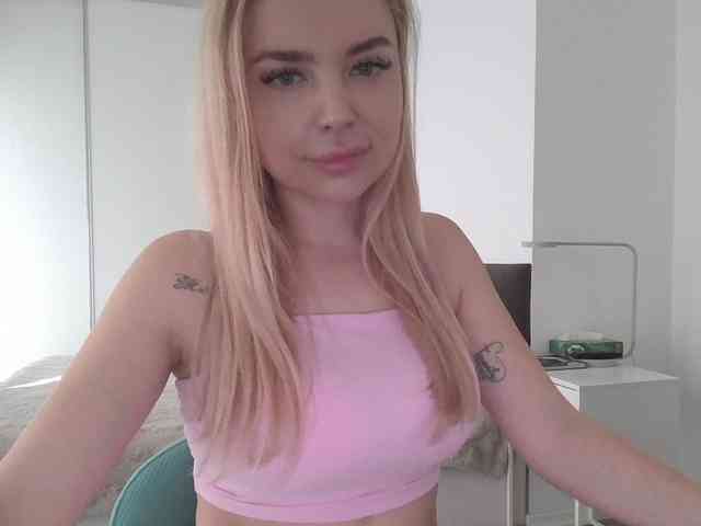 pinkpanther8899 webcam