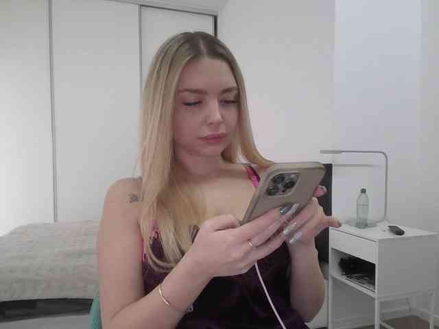 pinkpanther8899 webcam