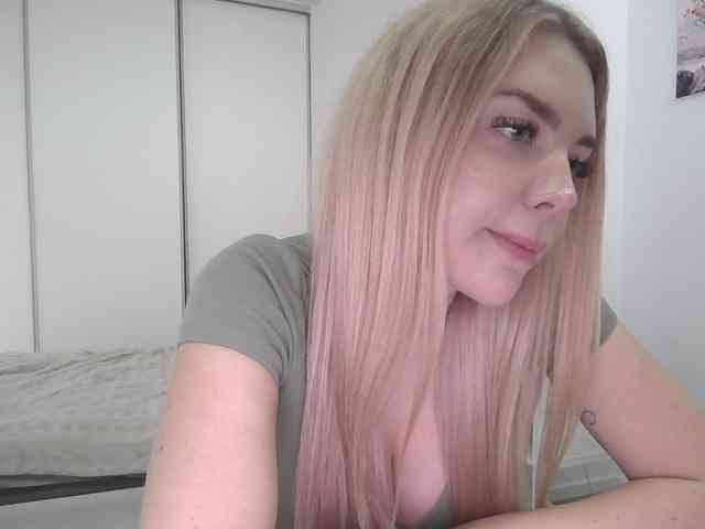 pinkpanther8899 webcam