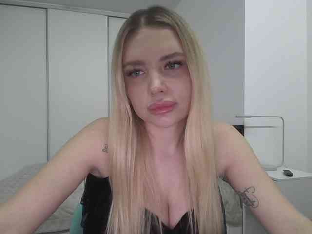 pinkpanther8899 webcam