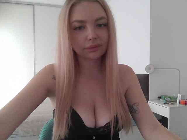 pinkpanther8899 webcam