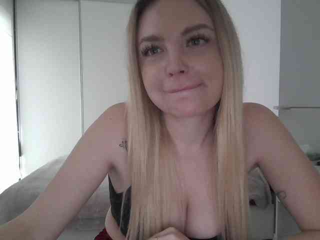 pinkpanther8899 webcam