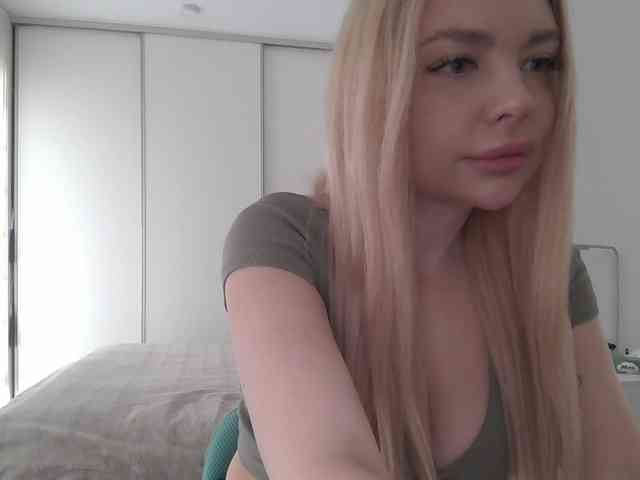 pinkpanther8899 webcam