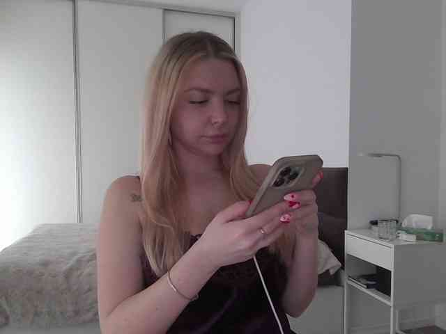 pinkpanther8899 webcam