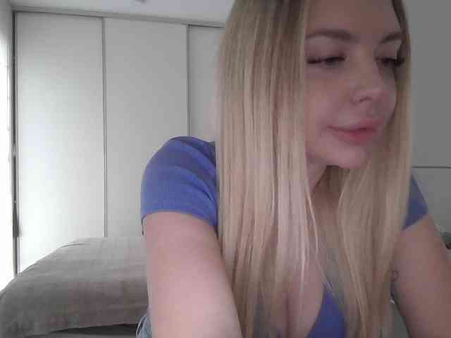 pinkpanther8899 webcam