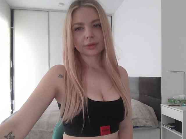 pinkpanther8899 webcam