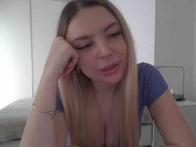 pinkpanther8899 webcam