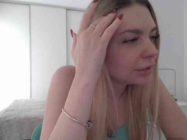 pinkpanther8899 webcam