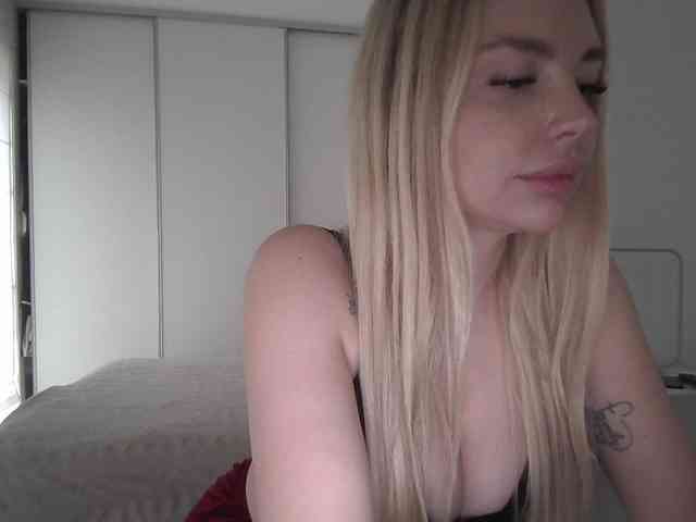 pinkpanther8899 webcam