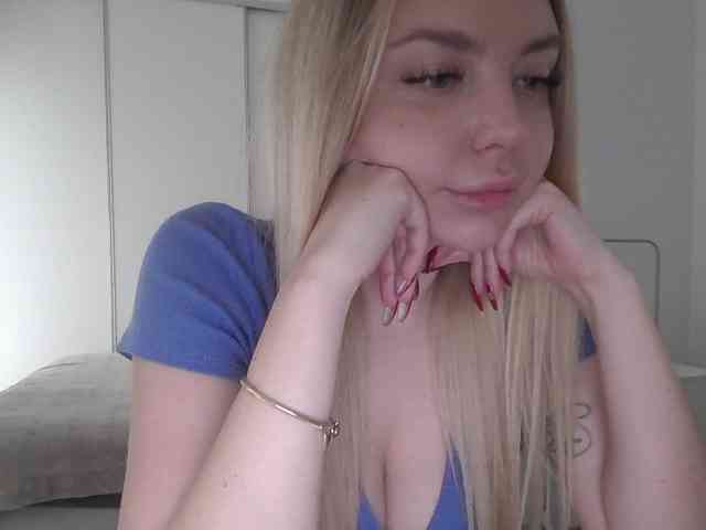 pinkpanther8899 webcam