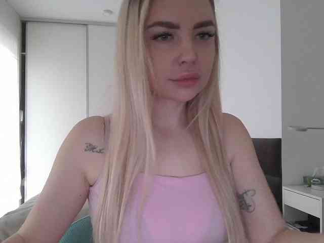 pinkpanther8899 webcam