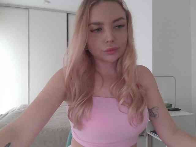 pinkpanther8899 webcam