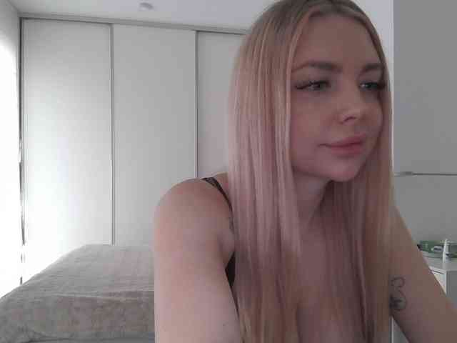 pinkpanther8899 webcam