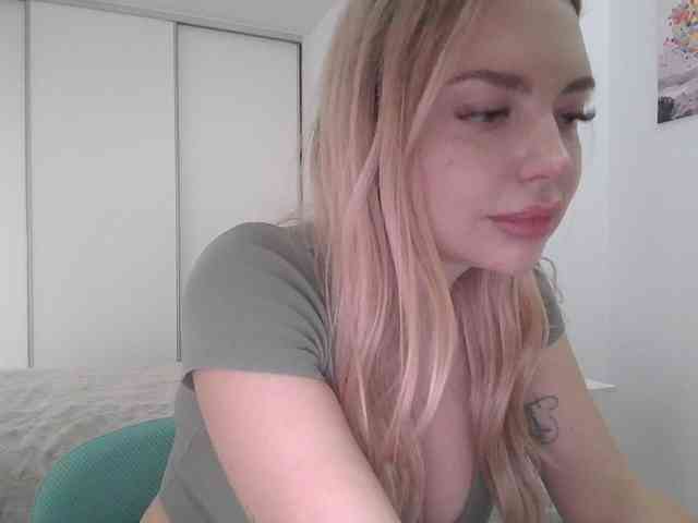 pinkpanther8899 webcam