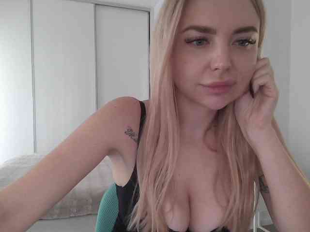 pinkpanther8899 webcam
