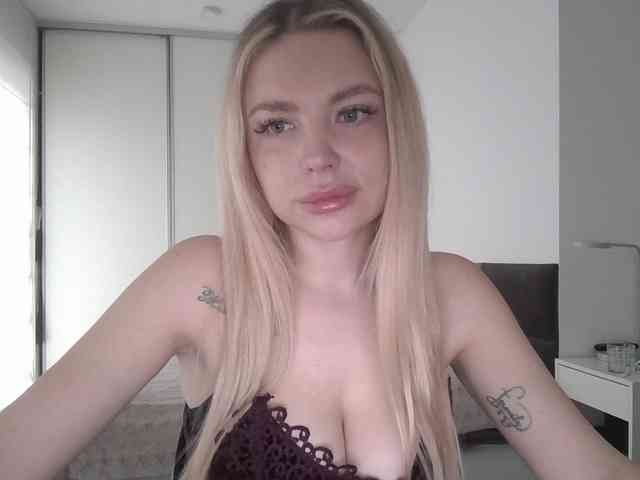 pinkpanther8899 webcam