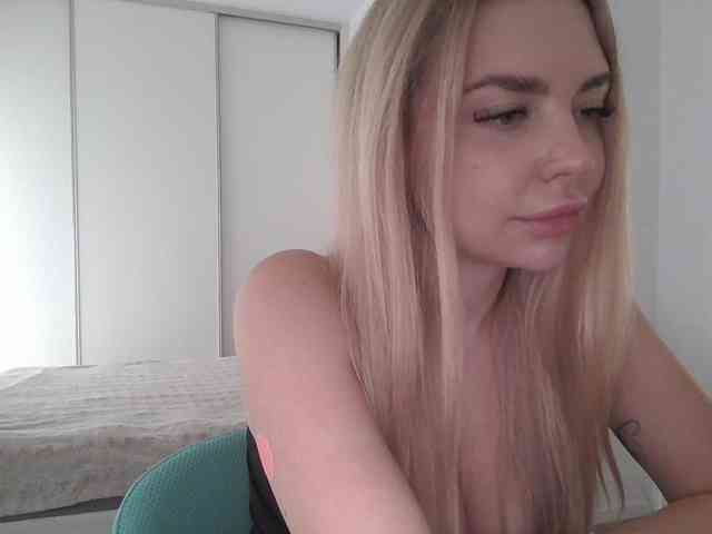 pinkpanther8899 webcam