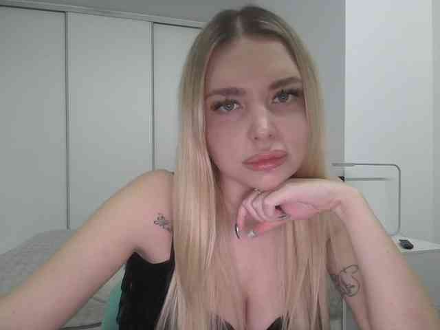 pinkpanther8899 webcam