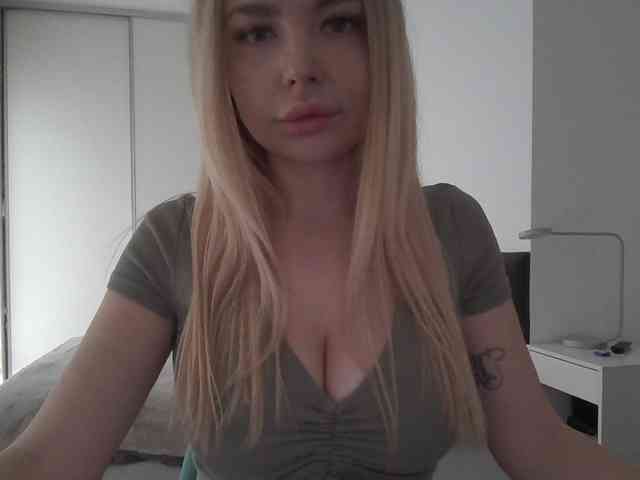 pinkpanther8899 webcam