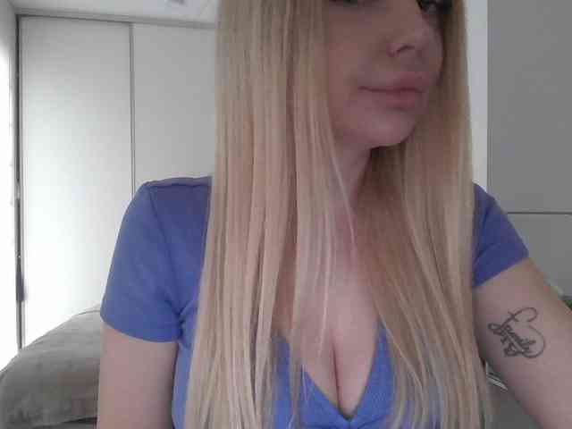 pinkpanther8899 webcam