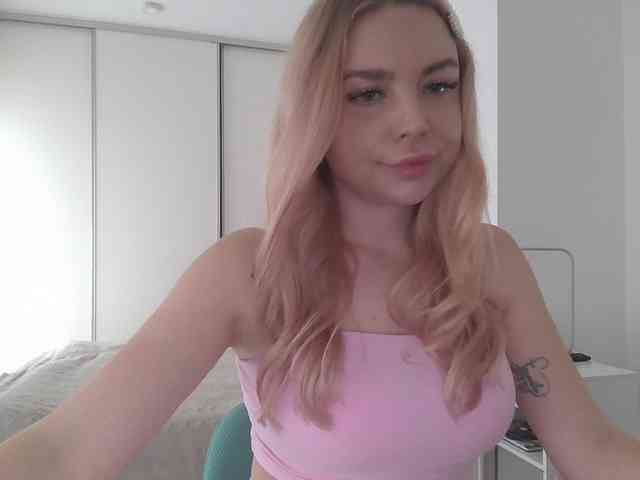 pinkpanther8899 webcam