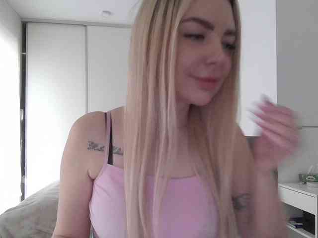 pinkpanther8899 webcam