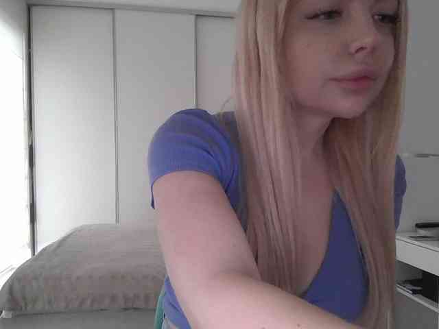 pinkpanther8899 webcam