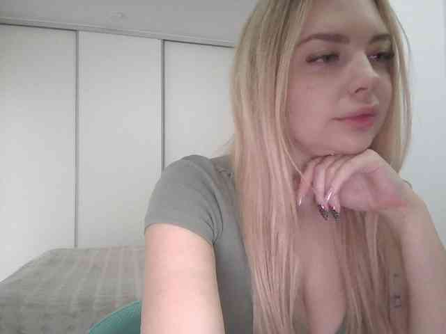 pinkpanther8899 webcam