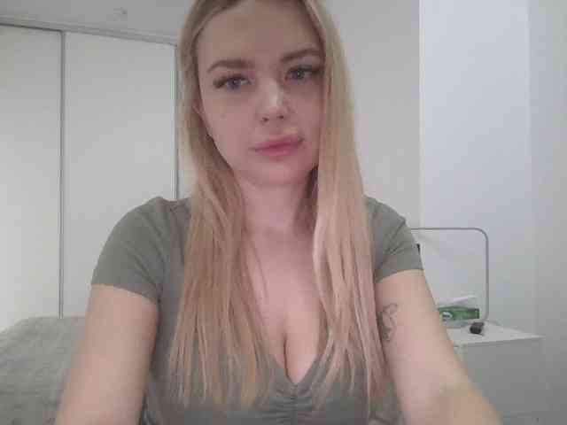 pinkpanther8899 webcam