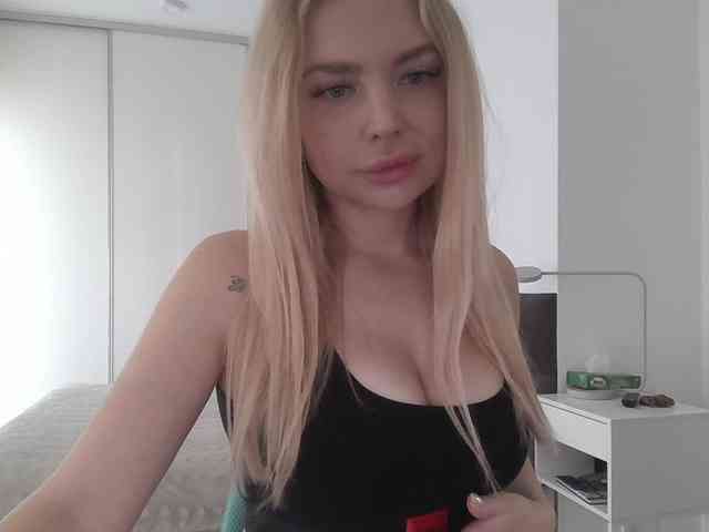 pinkpanther8899 webcam