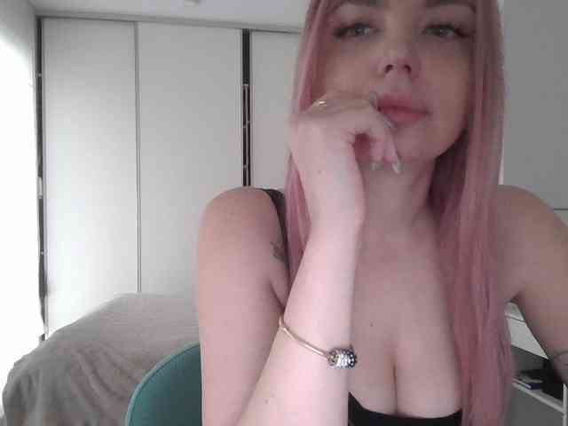 pinkpanther8899 webcam