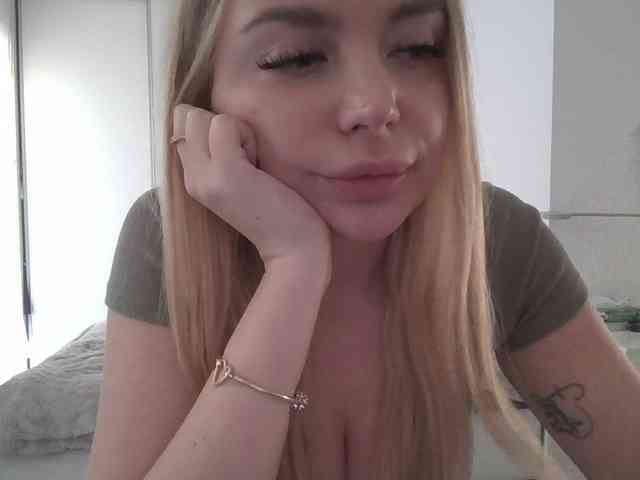 pinkpanther8899 webcam