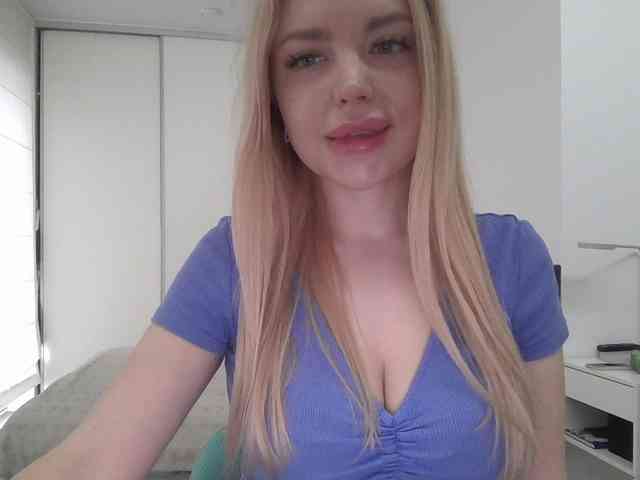 pinkpanther8899 webcam